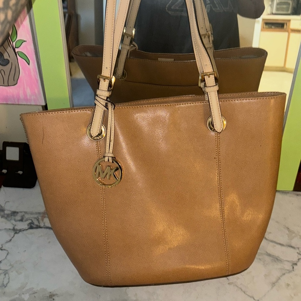 Michael kors tote bag
